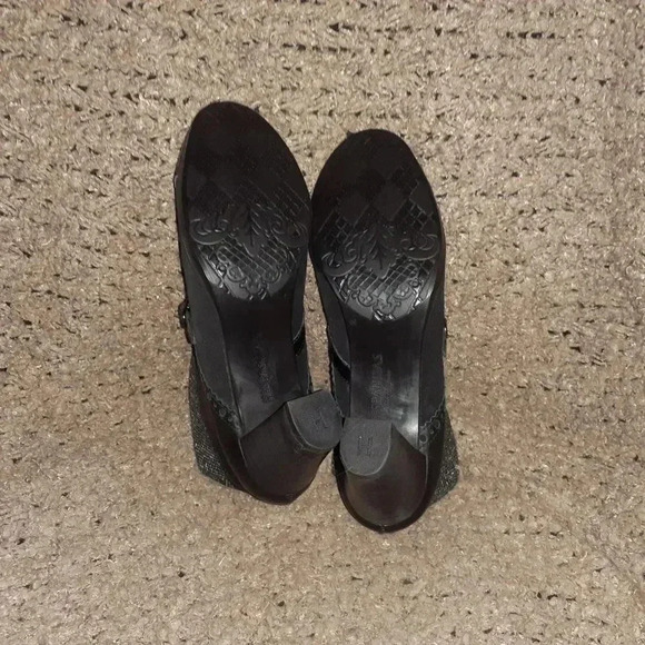 HISPANITAS-Black Patent Leather-Multi Material-Glove Heel Bootie-Sz 41-Near Mint - Picture 7 of 7